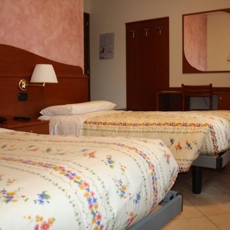 Italia Risorta Hotel Arsiero Buitenkant foto